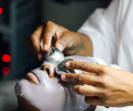 Viviane Aires Skin Wellness Facial Studio