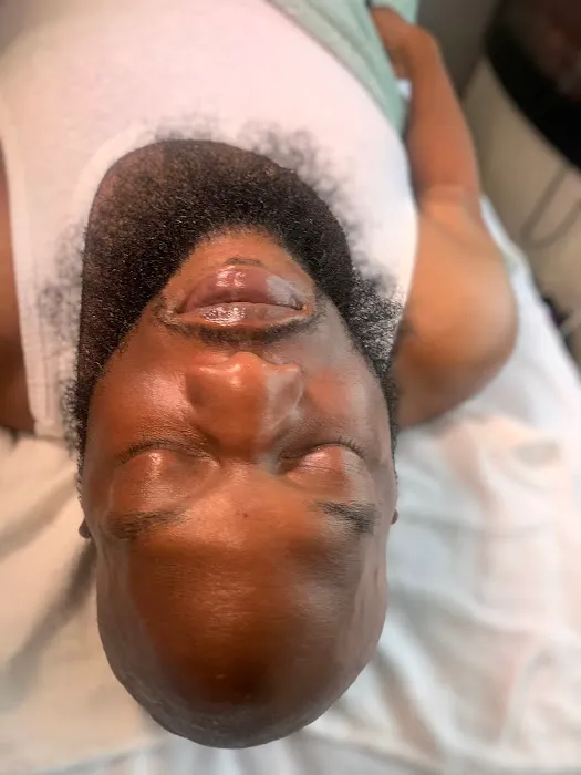 AJ Esthetique Facial Bar & more Picture 1