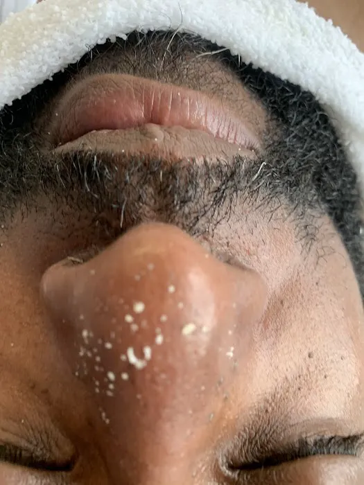 AJ Esthetique Facial Bar & more Picture 2