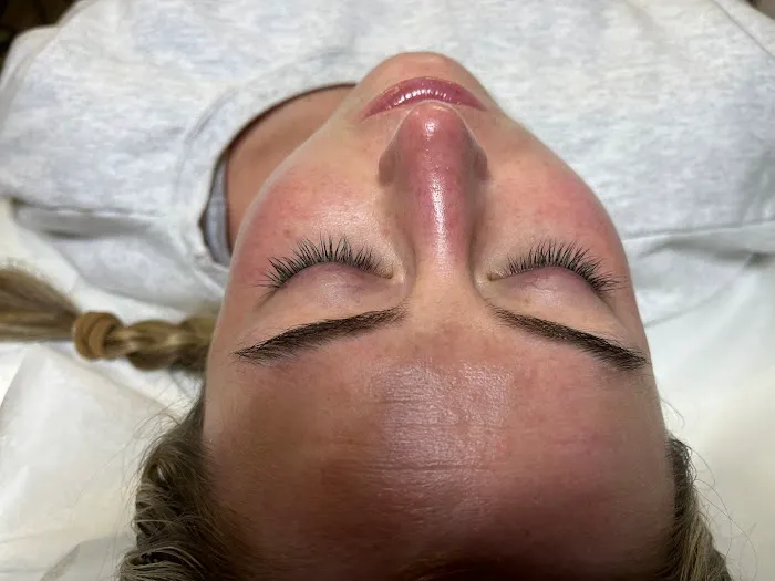 FACE2FACE Skin Brow Wax Studio Picture 1