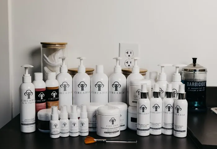 The Skin Artisté Picture 3