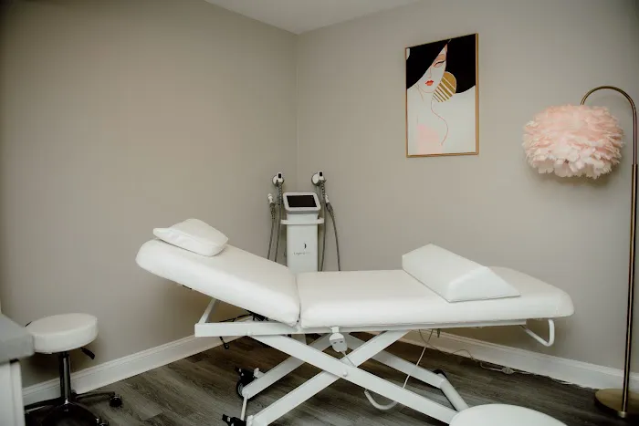 Skinlogics Medical Aesthetics Picture 5