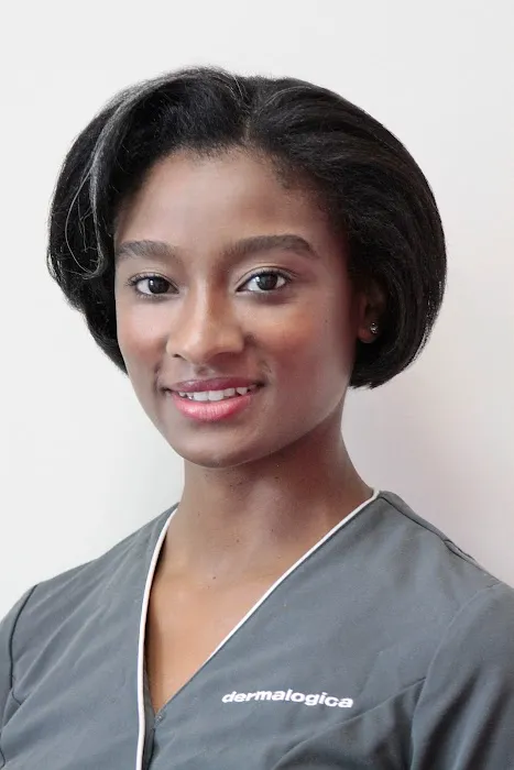 BEING AND BEAUTY Picture 6