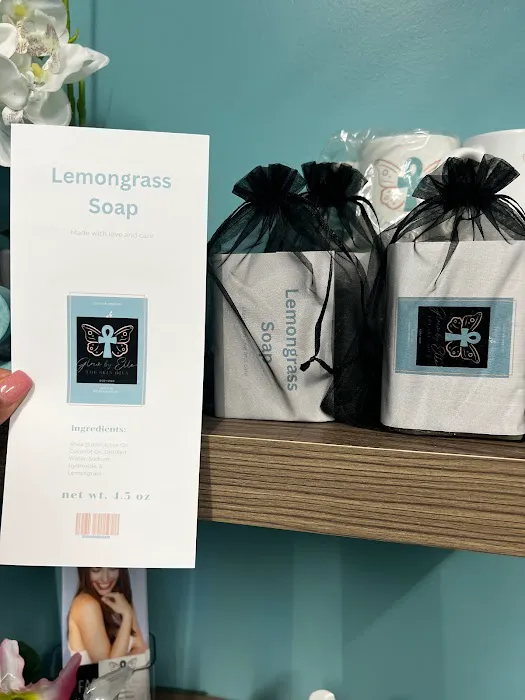 Glow Wellness Spa (Lafayette Hill) Picture 1