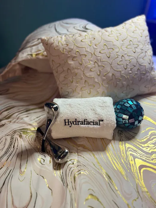 Glow Wellness Spa (Lafayette Hill) Picture 4