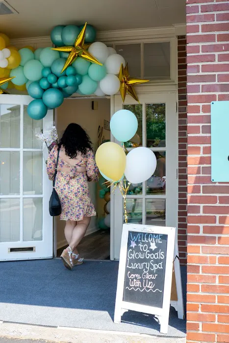 Glow Goals Luxury Spa Picture 3