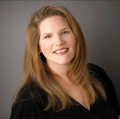 Victoria Capozzoli, Medical Aesthetician Picture 7