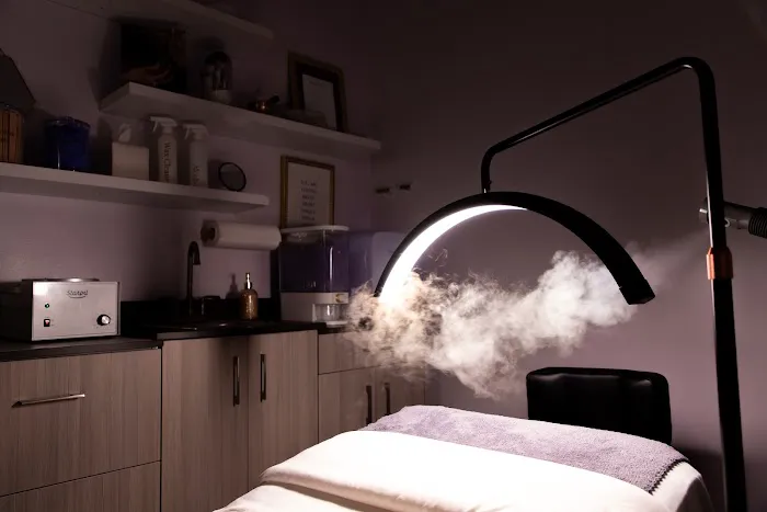 Lux Wax Studio Picture 7