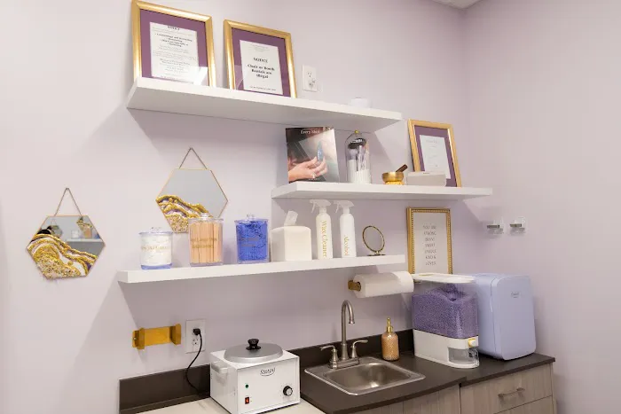 Lux Wax Studio Picture 3