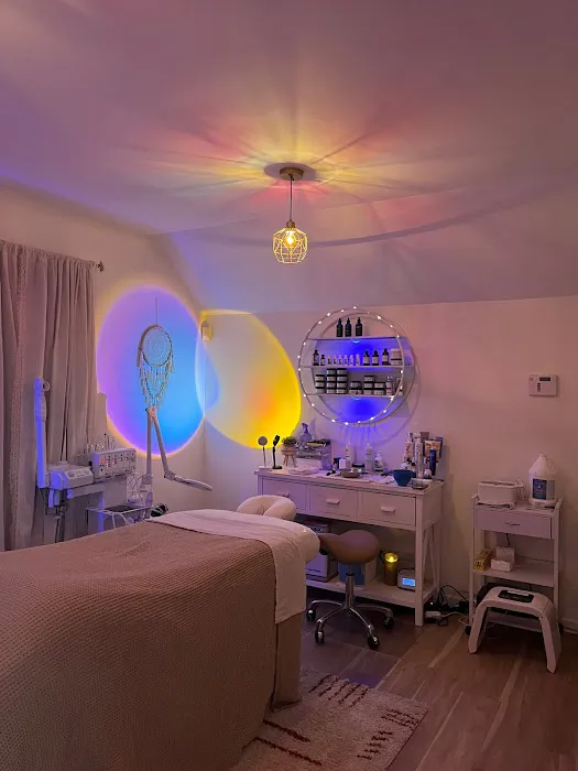 Demi Aesthetics Picture 2