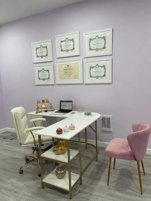 Divine Beauty & Health Picture 1