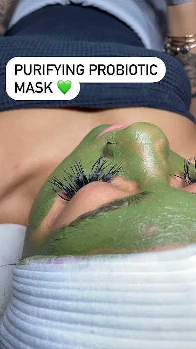 Taylor'd Aesthetics Studio Picture 3