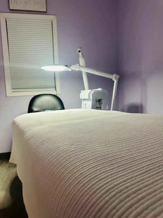 Glamorous Skin Glow Picture 4