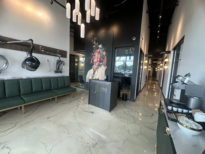 Belinda’s Face Place Picture 3