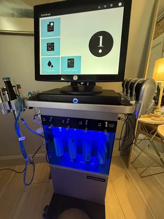 Rosemary Skin Studio Picture 7