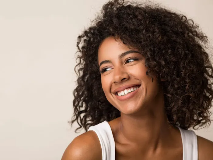 Poshglow Beauty and Wellness Center Picture 4