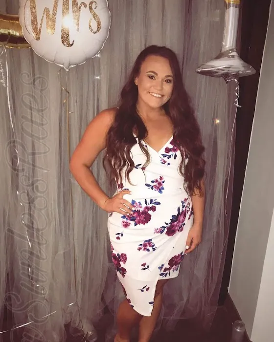 Sunless Rae's Picture 9