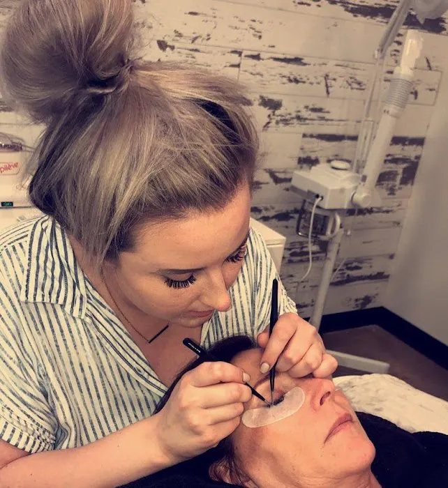 Mallory Marie Lashes & Skincare Picture 10