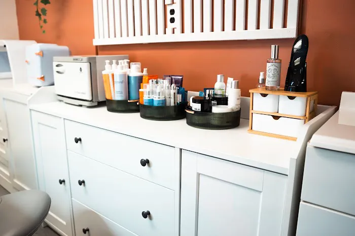 The Perfect Glo Skin and Beauty Bar Picture 6