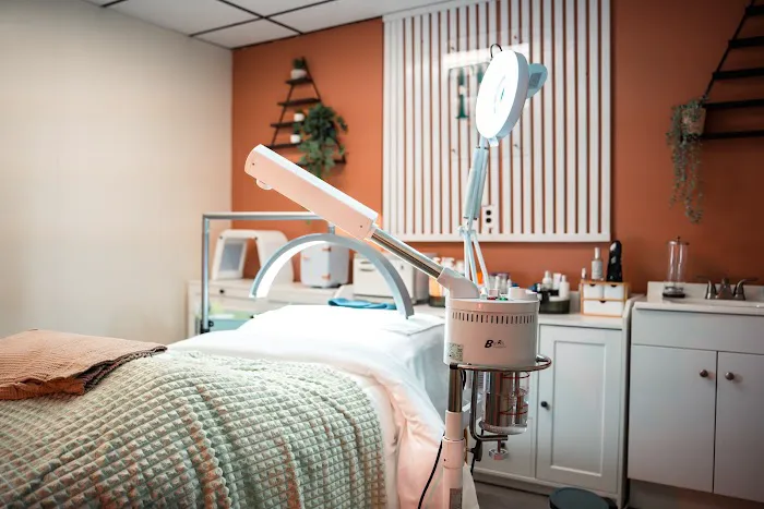 The Perfect Glo Skin and Beauty Bar Picture 2