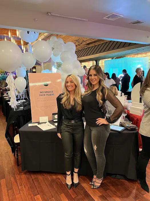 Pure Beauty Studio Picture 5