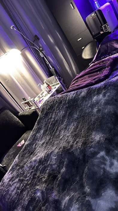 The Vanity Bar - Matawan, NJ Picture 5