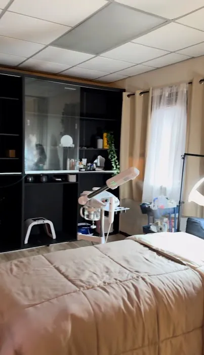 Skin Outspoken Picture 1