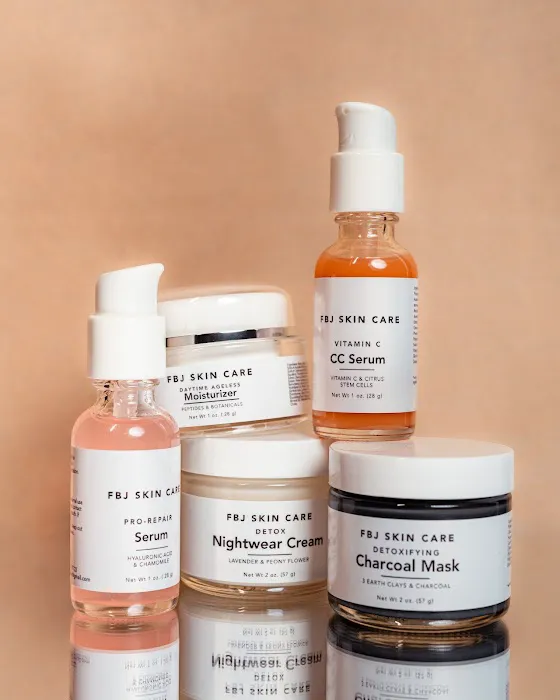 Faces By Jennifer Skin & Lash Picture 2