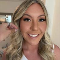 Lashes by Mackenzie ico