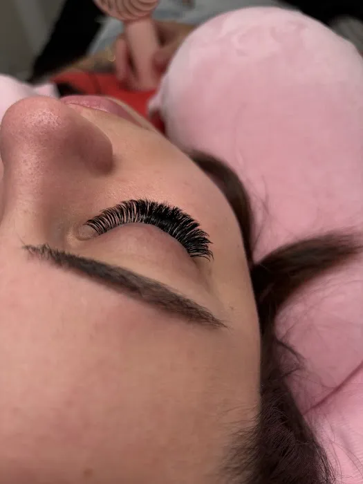 Lashes by Mackenzie Picture 9