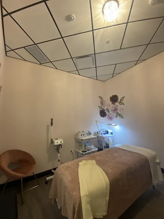 Pure Skin By Lara Picture 5