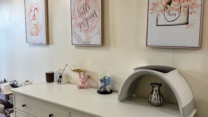 Sunny Lash & Spa Picture 1