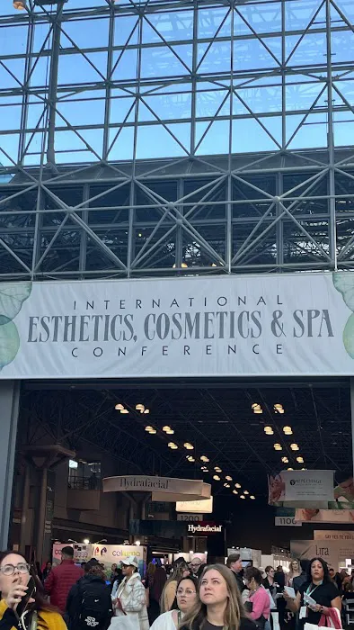 Ash Glow Aesthetics Picture 2