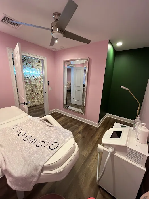 GlowDoll Skin & Aesthetics Picture 6