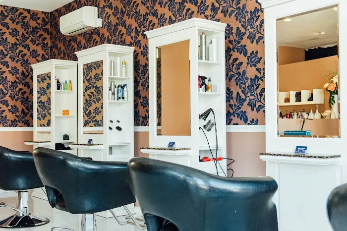 Blue Velvet Beauty Salon Picture 2