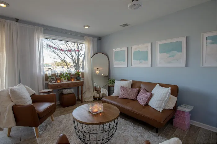 Skin Love Beauty & Body Bar Picture 5