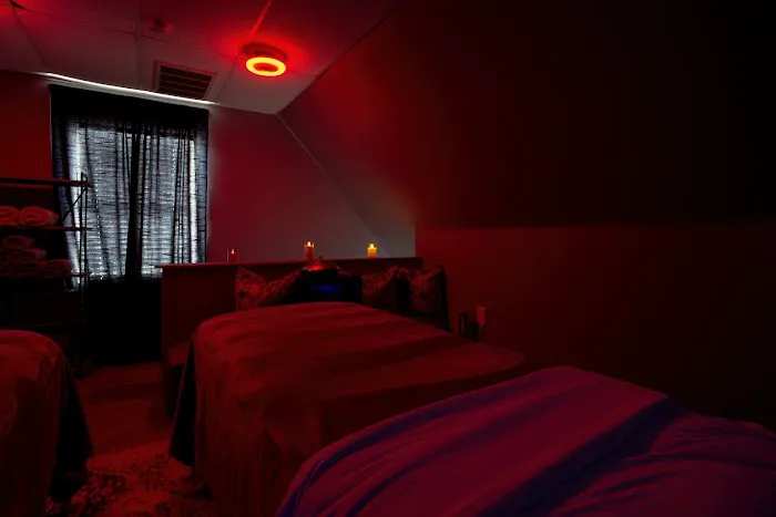 Skin Love Beauty & Body Bar Picture 6