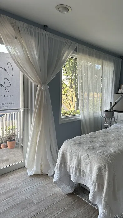 Skin Love Beauty & Body Bar Picture 7