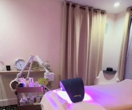 SKIN LOVE TODAY (SLT)