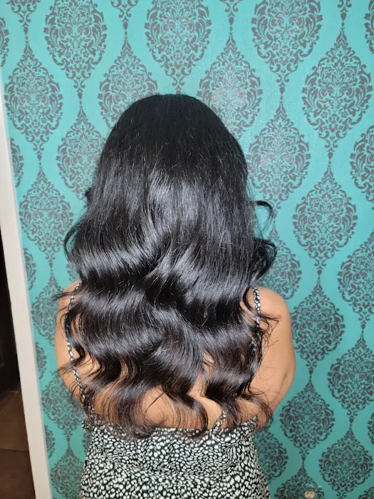 Makeup By Cole - The Lash Lady Picture 2