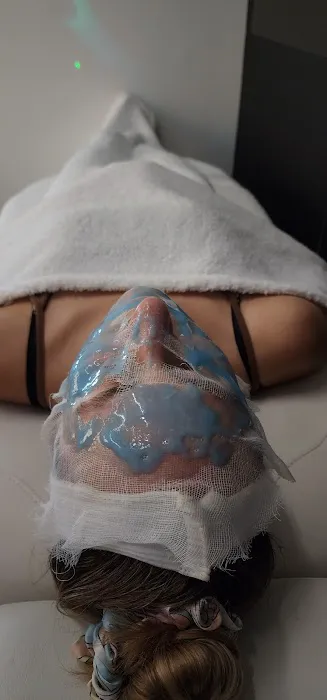 Makeup By Cole - The Lash Lady Picture 7