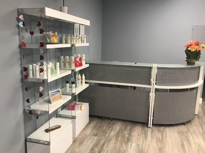 Beauty On Command Clinic Picture 6