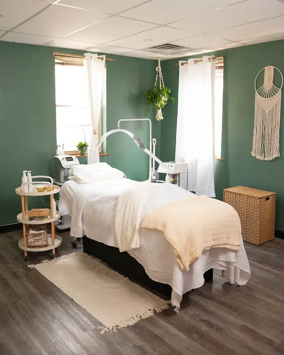 ALCHEMY Haus of Beauty Picture 3