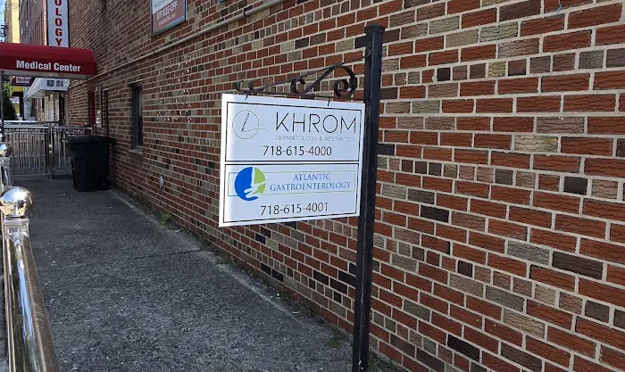 Khrom Dermatology Picture 5