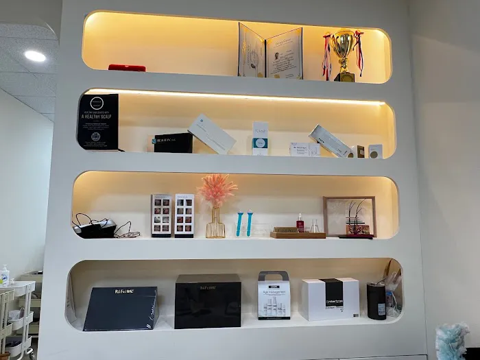 See the Moon Beauty Picture 6