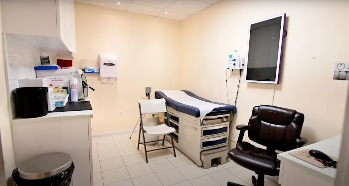 Dr WW Medical & Cosmetic Dermatology Picture 1