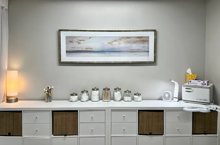 Water and Leaf Skincare Picture 4