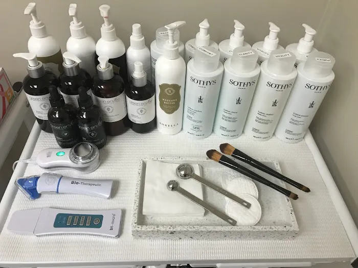 Water and Leaf Skincare Picture 9