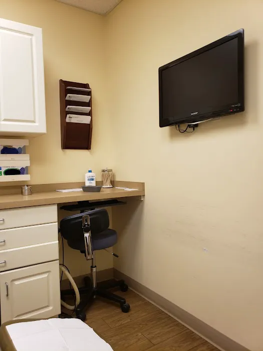 Kuflik Dermatology Picture 3