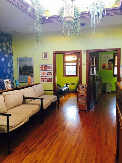 Goldy's Clinic Picture 5